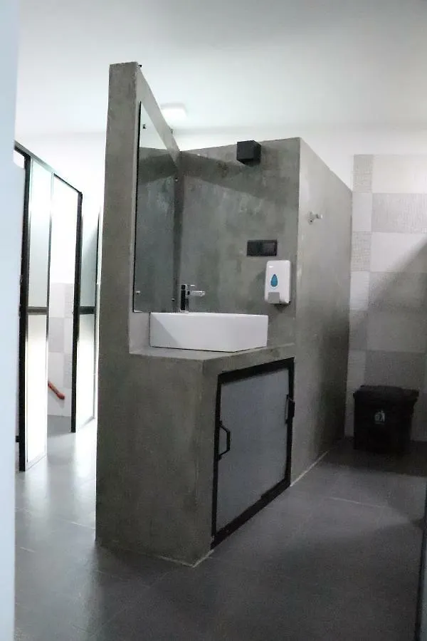 Miracle Colombo City Hostel 0*,