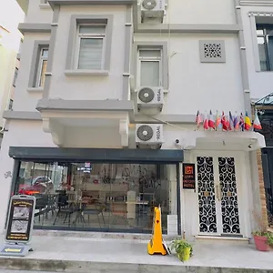Hotel La Old